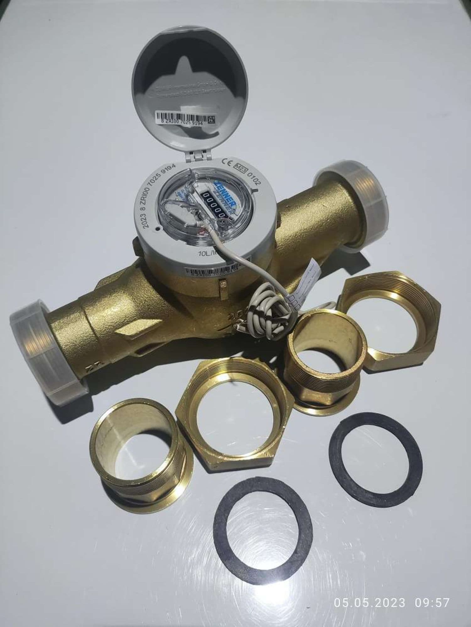 Водосчетчик ZENNER DN50 с имп. выходом (10л/имп) в сборе